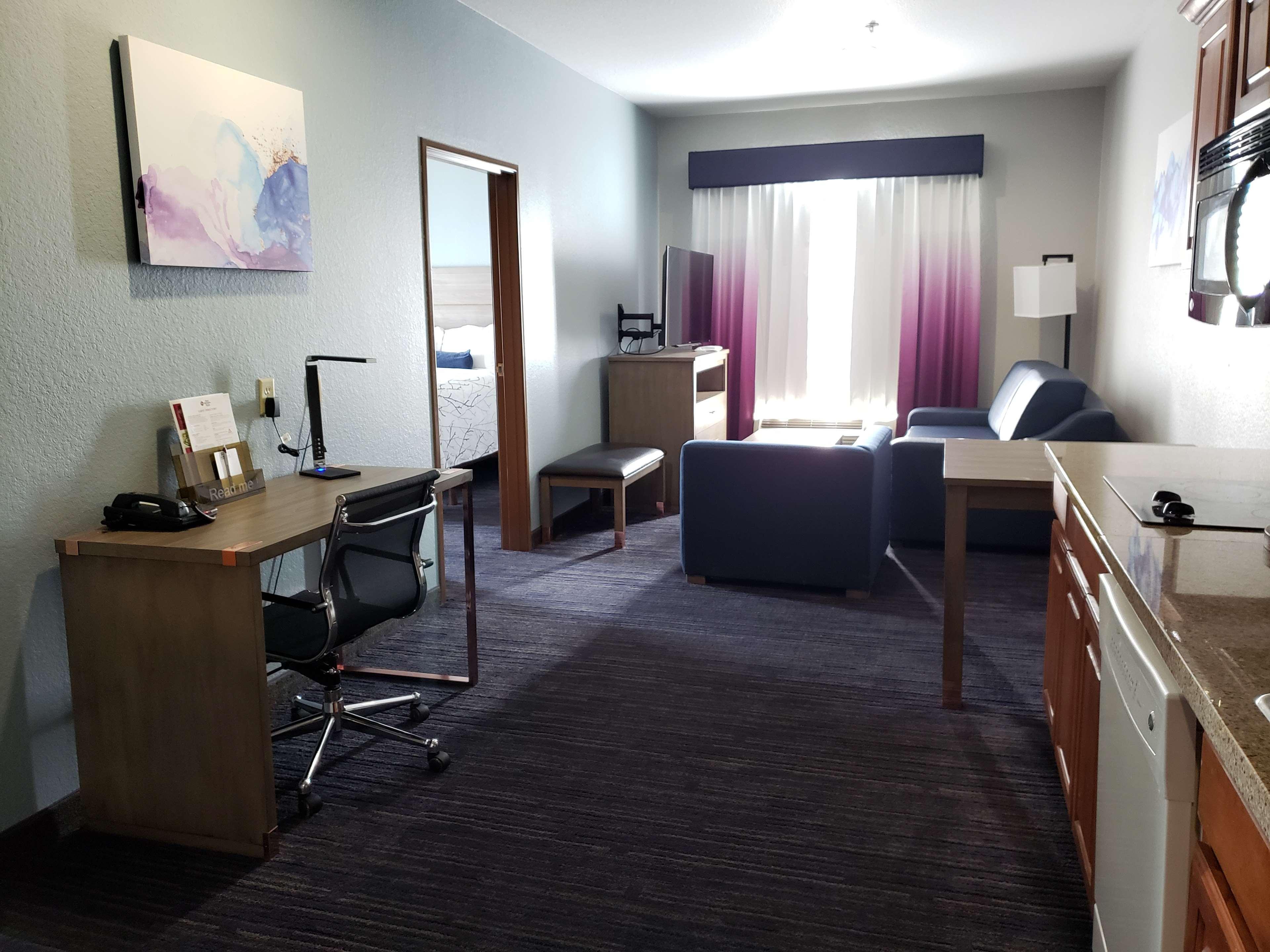 Best Western Plus San Antonio East Inn & Suites Exterior foto