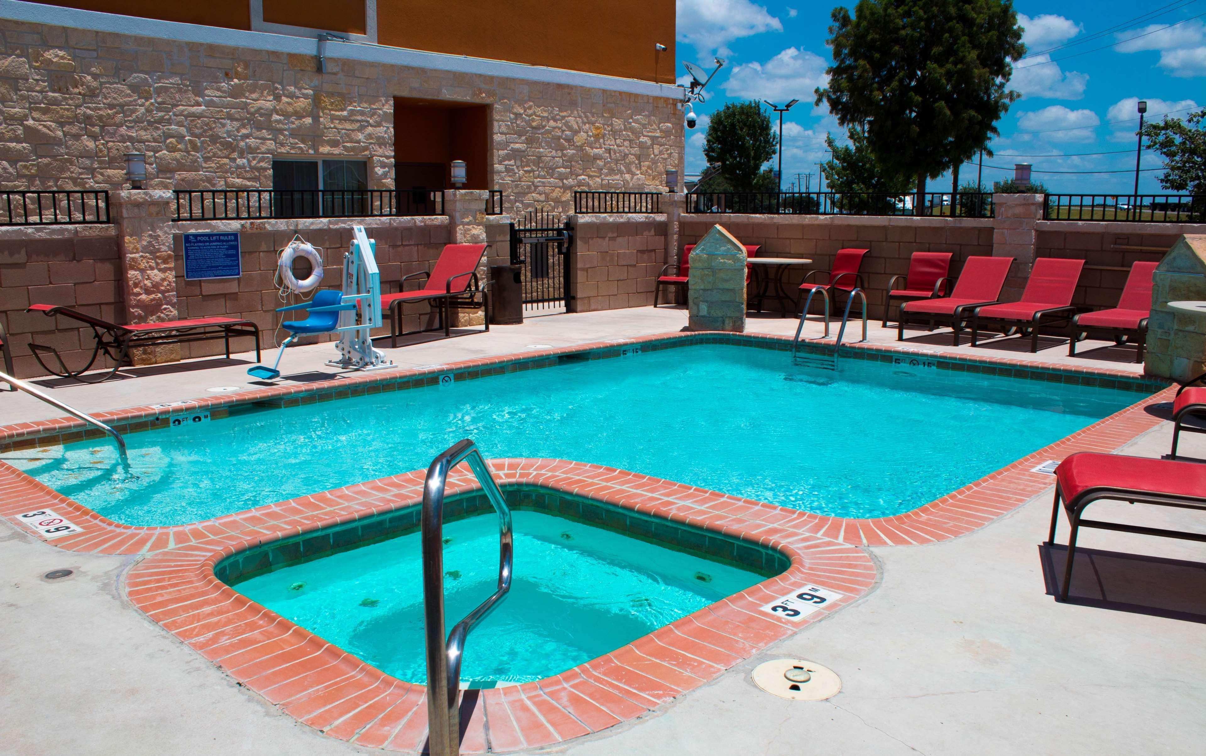 Best Western Plus San Antonio East Inn & Suites Exterior foto