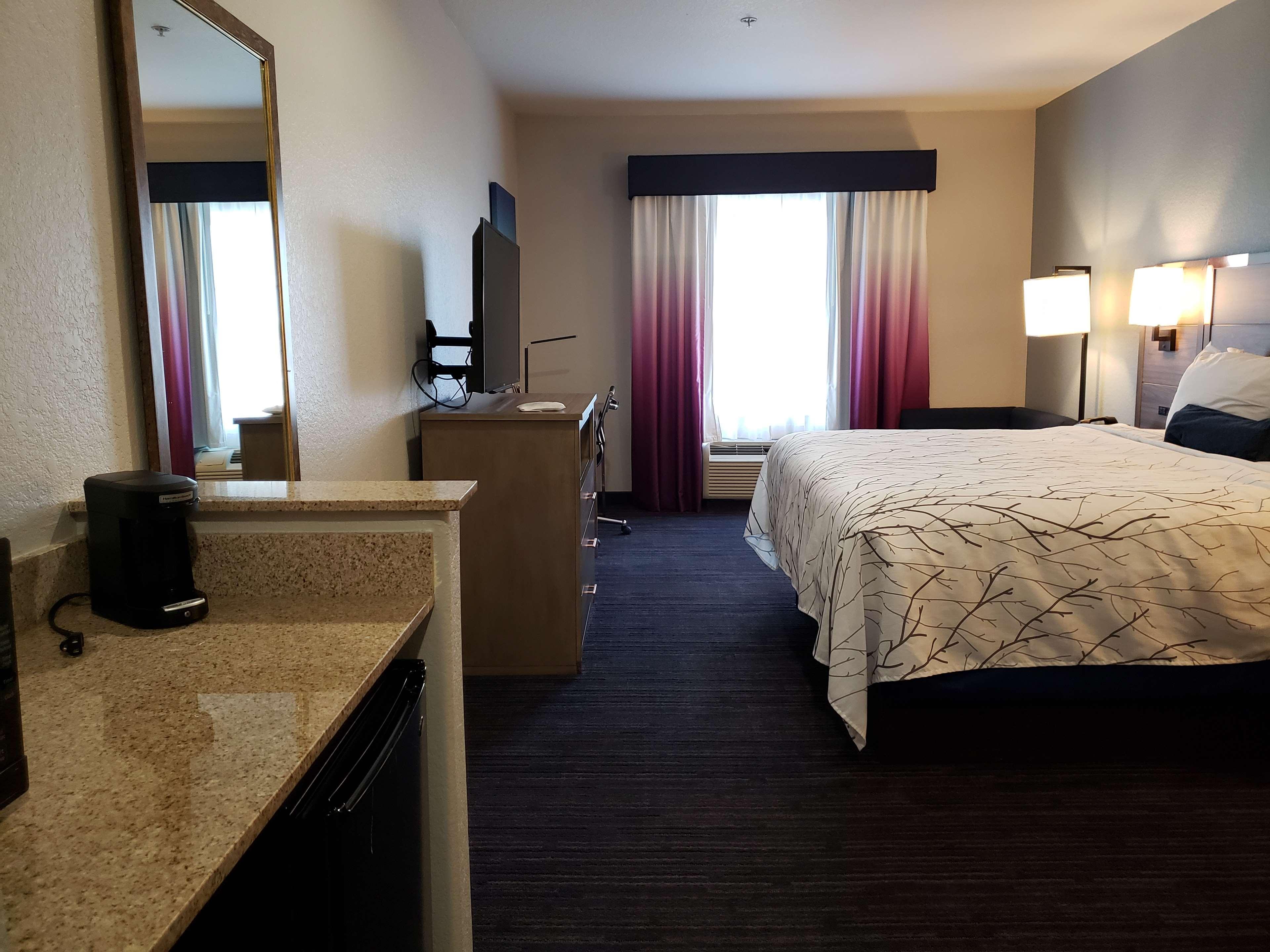 Best Western Plus San Antonio East Inn & Suites Exterior foto